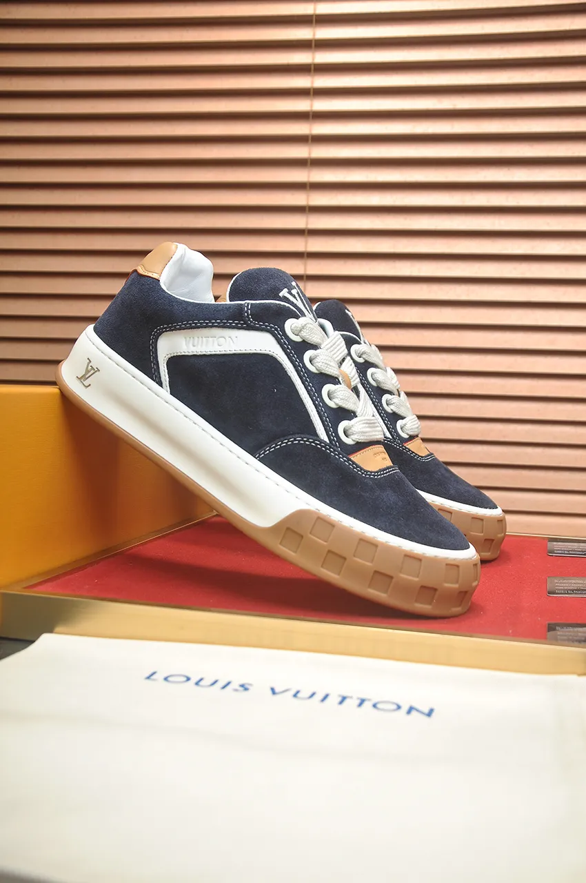 Men's shoes 💰680💶[LOUIS VUITTON] (original order) couple model 🍀LV Louis Vuitton * - top version of LV classic trendy shoes! Made of imported original cowhide, water-dyed cowhide lining, and original wear-resistant rubber outsole! High quality products! Size for women: 35-40. Men: 39-46 (45.46 customized)